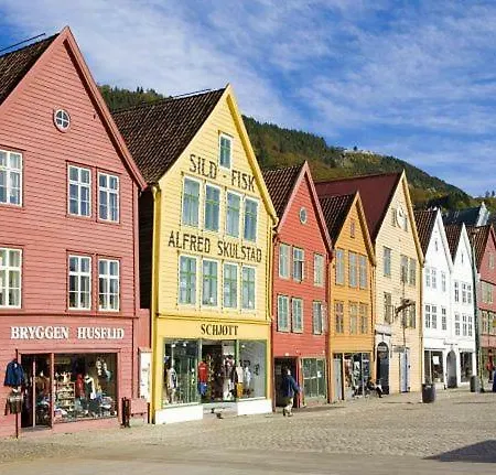 A Gem Behind Bryggen Apartamento *